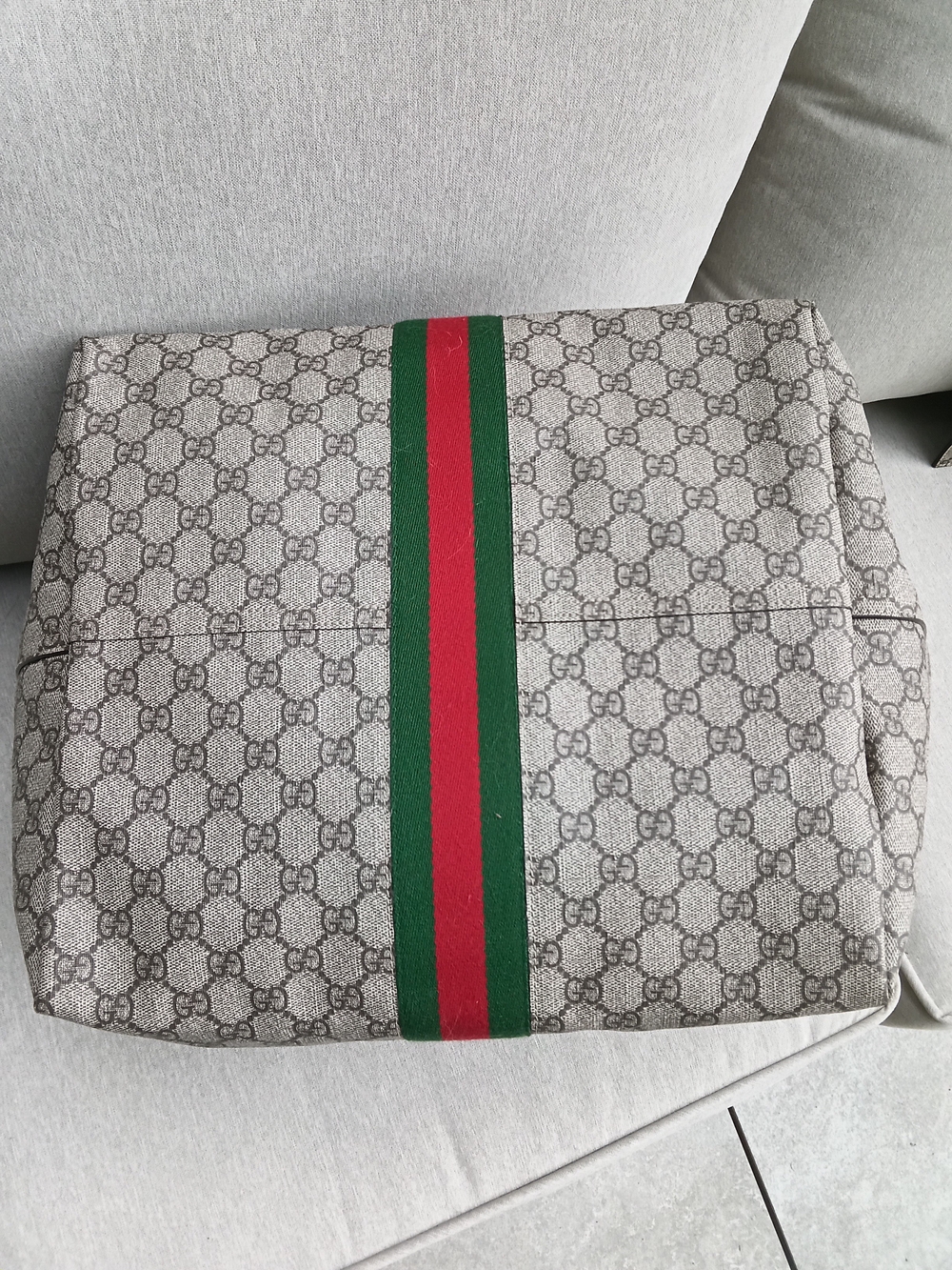 Gucci Beige/Gray Monogram Travel Tote with Green & Red Web Stripe - COA INCLUDED - Picture 4 of 16